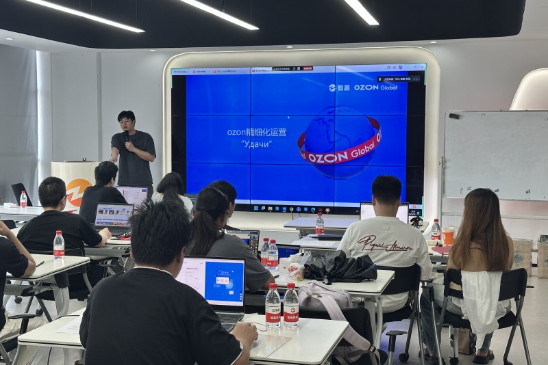 义乌跨境电商培训-推荐一个靠谱的义乌跨境电商培训机构.jpg