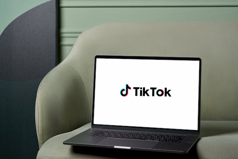 搭载TikTok Shop全托管模式_全面冲刺TikTok Shop黑五.jpg